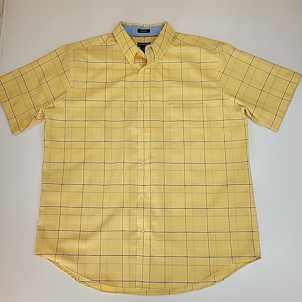 St Johns Bay Men's Button-Front Casual Short Sleeve Magnolia Yellow Plaid Size L